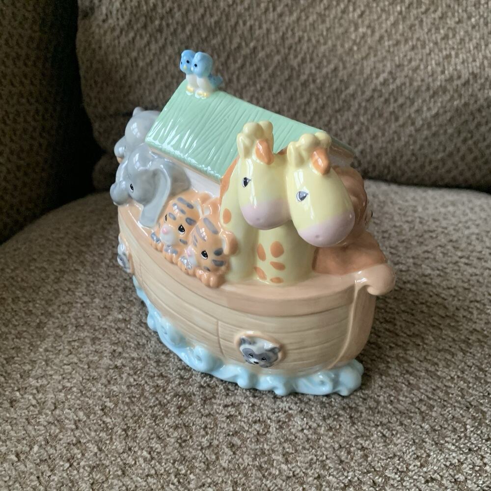 Precious Moments Noahs Ark Porcelain Coin Bank Overflowing With Love 2017 - Picture 10 of 10